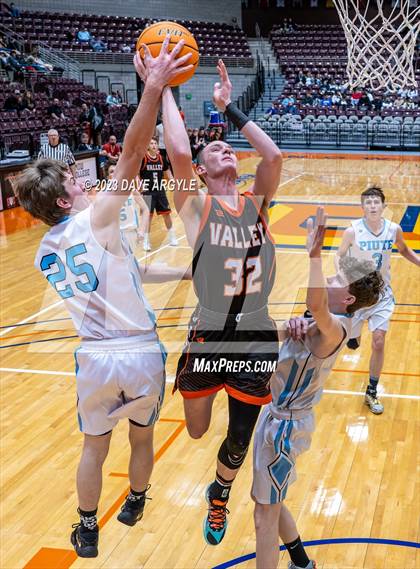 Thumbnail 1 in Piute vs. Valley (UHSAA 1A Quarterfinal) photogallery.