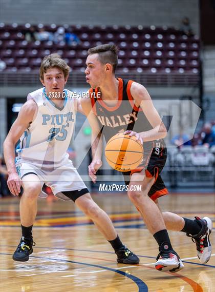 Thumbnail 3 in Piute vs. Valley (UHSAA 1A Quarterfinal) photogallery.