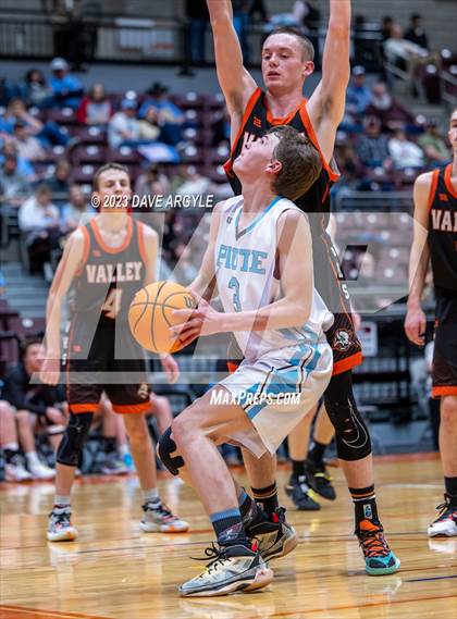 Thumbnail 3 in Piute vs. Valley (UHSAA 1A Quarterfinal) photogallery.