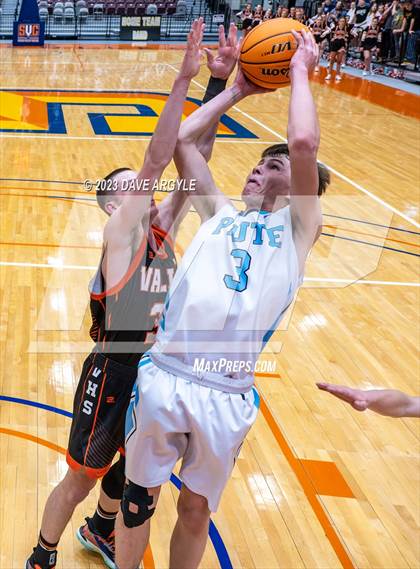 Thumbnail 1 in Piute vs. Valley (UHSAA 1A Quarterfinal) photogallery.