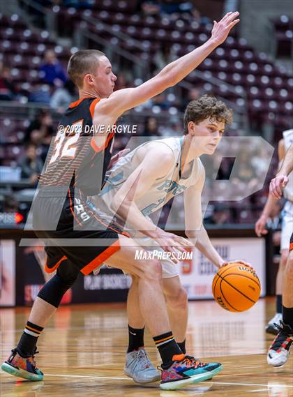Thumbnail 2 in Piute vs. Valley (UHSAA 1A Quarterfinal) photogallery.