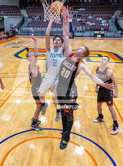 Thumbnail 3 in Piute vs. Valley (UHSAA 1A Quarterfinal) photogallery.