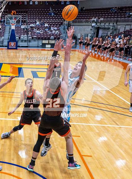 Thumbnail 1 in Piute vs. Valley (UHSAA 1A Quarterfinal) photogallery.
