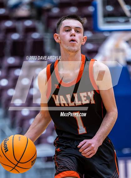 Thumbnail 2 in Piute vs. Valley (UHSAA 1A Quarterfinal) photogallery.