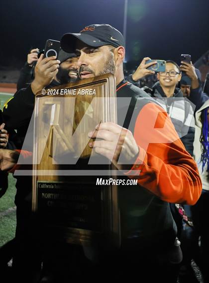 Thumbnail 2 in Folsom @ Pittsburg (CIF NorCal Regional D1-AA Finals) photogallery.