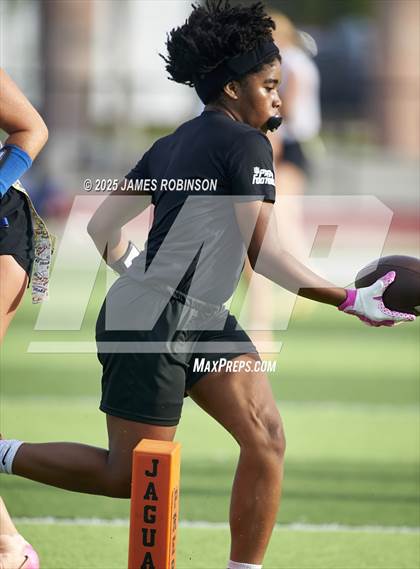 Thumbnail 3 in Paxon School For Advanced Studies vs Southeast Bullouch (Nike Summer Tournament) photogallery.
