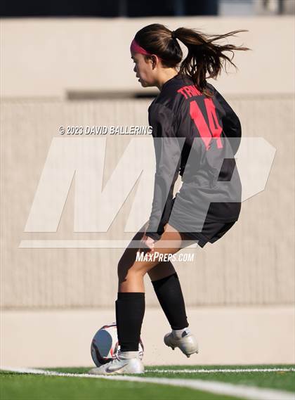 Thumbnail 3 in Trinity VS Keller Central (LD Bell Blue Raider Invitational) photogallery.
