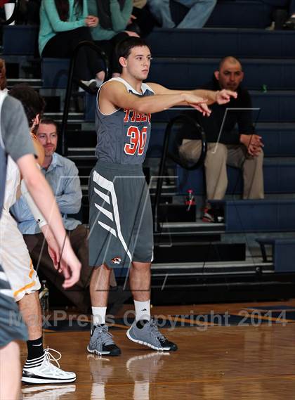 Thumbnail 2 in Pigeon Forge @ Seymour (Seymour Christmas Classic) photogallery.