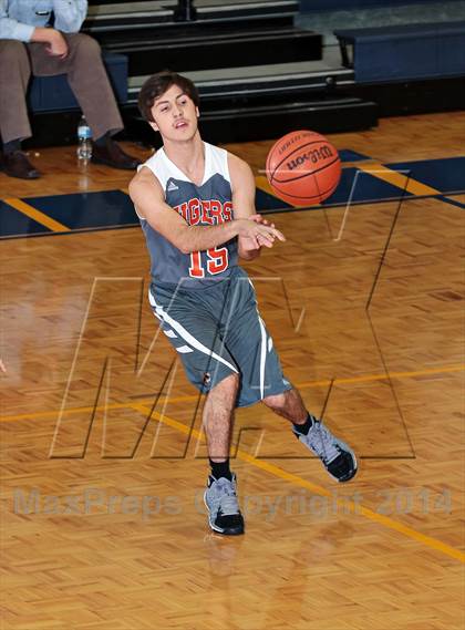 Thumbnail 1 in Pigeon Forge @ Seymour (Seymour Christmas Classic) photogallery.