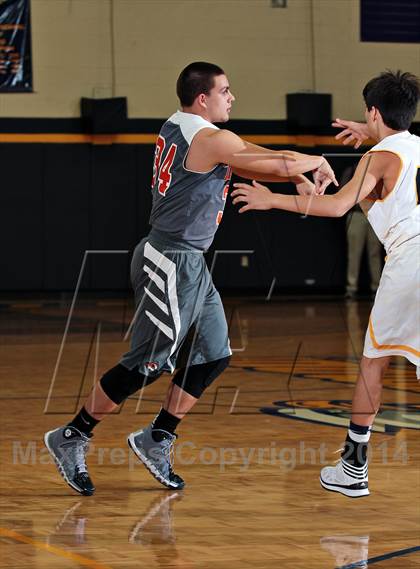 Thumbnail 2 in Pigeon Forge @ Seymour (Seymour Christmas Classic) photogallery.