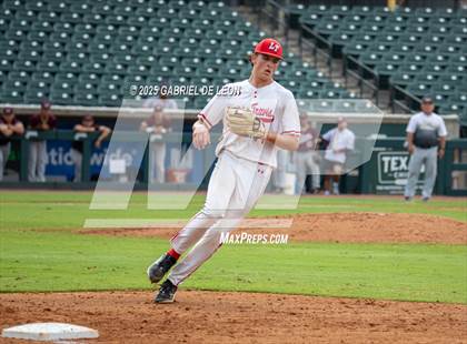 Thumbnail 3 in Los Fresnos vs. Lake Travis (UIL Region IV 6A Baseball Regional Semifinal) photogallery.