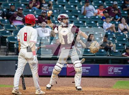 Thumbnail 3 in Los Fresnos vs. Lake Travis (UIL Region IV 6A Baseball Regional Semifinal) photogallery.