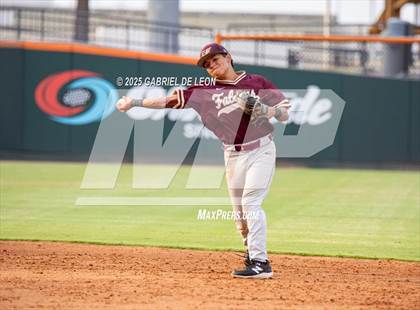 Thumbnail 3 in Los Fresnos vs. Lake Travis (UIL Region IV 6A Baseball Regional Semifinal) photogallery.