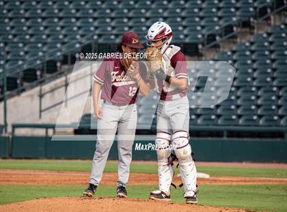 Thumbnail 1 in Los Fresnos vs. Lake Travis (UIL Region IV 6A Baseball Regional Semifinal) photogallery.