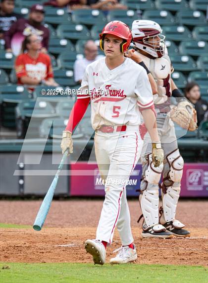Thumbnail 2 in Los Fresnos vs. Lake Travis (UIL Region IV 6A Baseball Regional Semifinal) photogallery.