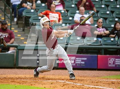 Thumbnail 3 in Los Fresnos vs. Lake Travis (UIL Region IV 6A Baseball Regional Semifinal) photogallery.