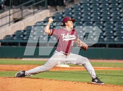 Thumbnail 3 in Los Fresnos vs. Lake Travis (UIL Region IV 6A Baseball Regional Semifinal) photogallery.