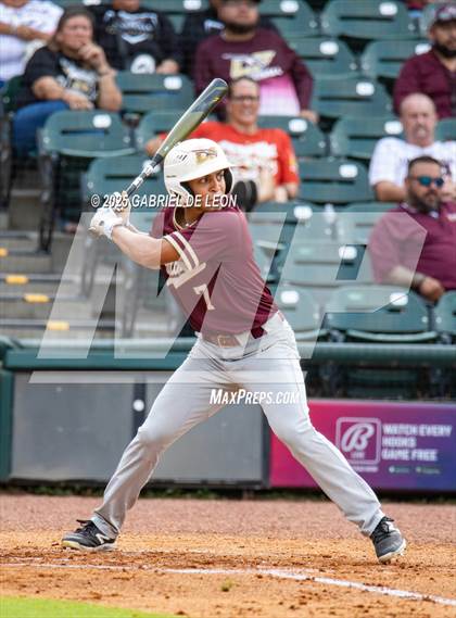 Thumbnail 3 in Los Fresnos vs. Lake Travis (UIL Region IV 6A Baseball Regional Semifinal) photogallery.