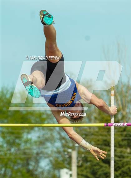 Thumbnail 3 in Jim Barron Championships photogallery.