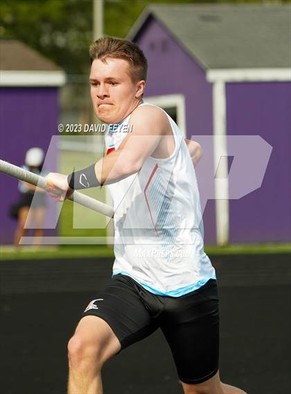 Thumbnail 1 in Jim Barron Championships photogallery.