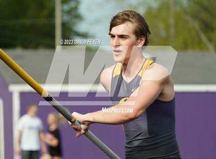 Thumbnail 1 in Jim Barron Championships photogallery.