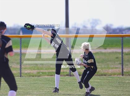 Thumbnail 1 in Andover Central @ Eisenhower photogallery.