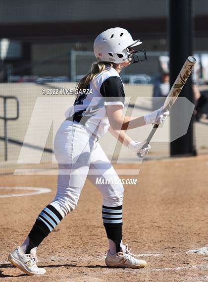 Thumbnail 2 in Andover Central @ Eisenhower photogallery.