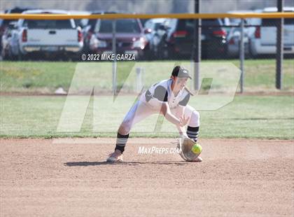 Thumbnail 2 in Andover Central @ Eisenhower photogallery.