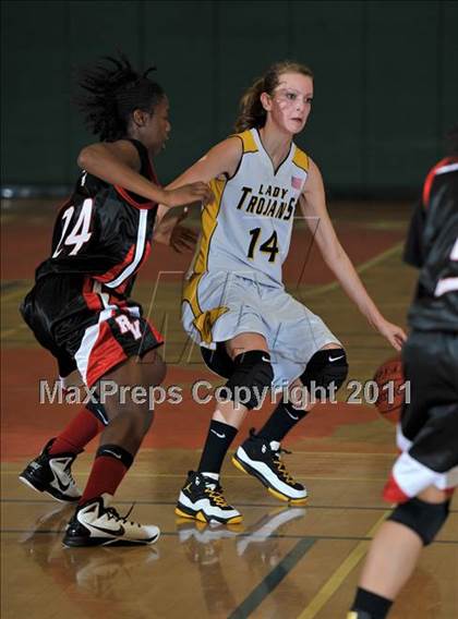 Thumbnail 1 in Yucca Valley vs. Rancho Verde (Lady Bears Holiday Classic Semi Finals) photogallery.