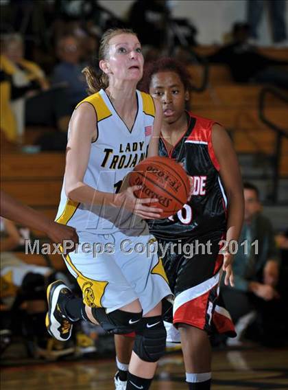 Thumbnail 3 in Yucca Valley vs. Rancho Verde (Lady Bears Holiday Classic Semi Finals) photogallery.