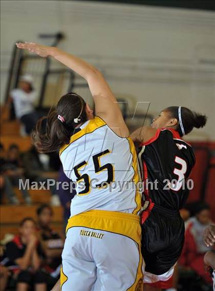 Thumbnail 1 in Yucca Valley vs. Rancho Verde (Lady Bears Holiday Classic Semi Finals) photogallery.
