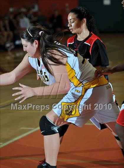 Thumbnail 1 in Yucca Valley vs. Rancho Verde (Lady Bears Holiday Classic Semi Finals) photogallery.