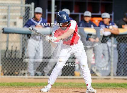Thumbnail 3 in Montebello vs La Salle photogallery.