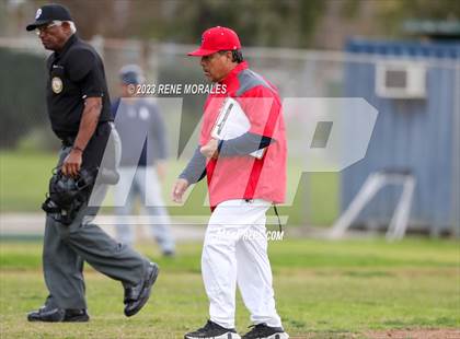 Thumbnail 2 in Montebello vs La Salle photogallery.