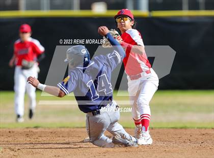 Thumbnail 1 in Montebello vs La Salle photogallery.