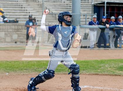 Thumbnail 1 in Montebello vs La Salle photogallery.