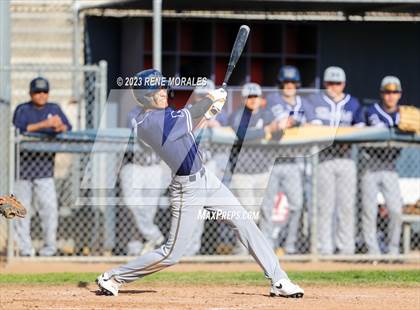 Thumbnail 3 in Montebello vs La Salle photogallery.