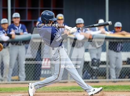 Thumbnail 3 in Montebello vs La Salle photogallery.
