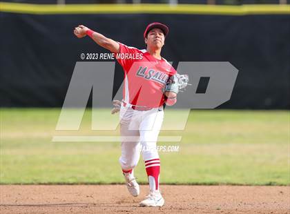 Thumbnail 3 in Montebello vs La Salle photogallery.