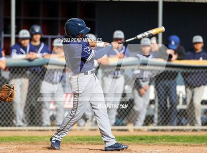 Thumbnail 3 in Montebello vs La Salle photogallery.