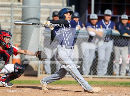 Thumbnail 2 in Montebello vs La Salle photogallery.