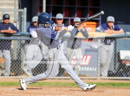 Thumbnail 1 in Montebello vs La Salle photogallery.