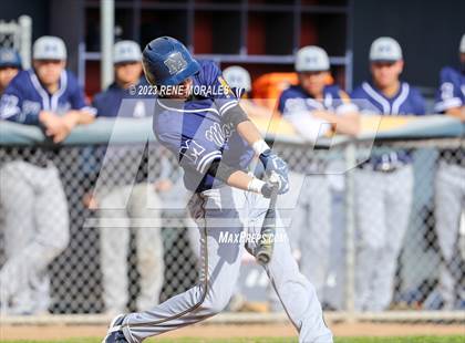 Thumbnail 1 in Montebello vs La Salle photogallery.