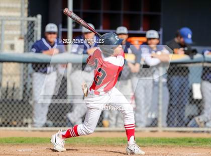 Thumbnail 3 in Montebello vs La Salle photogallery.