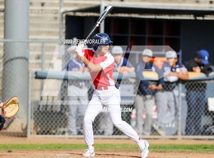 Thumbnail 2 in Montebello vs La Salle photogallery.