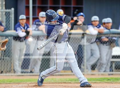 Thumbnail 1 in Montebello vs La Salle photogallery.