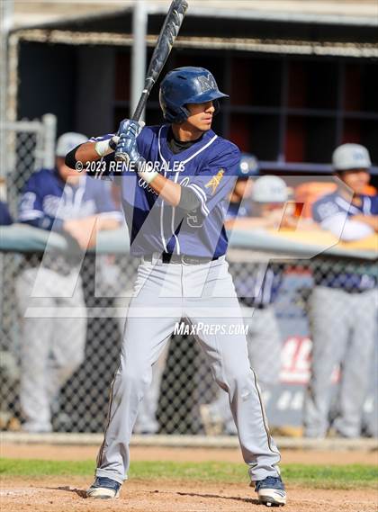 Thumbnail 2 in Montebello vs La Salle photogallery.