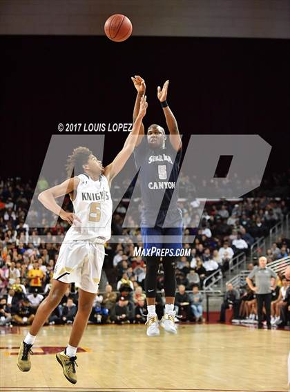 Thumbnail 3 in Sierra Canyon vs. Bishop Montgomery (CIF SS Playoff Open DIV Semi Final) photogallery.