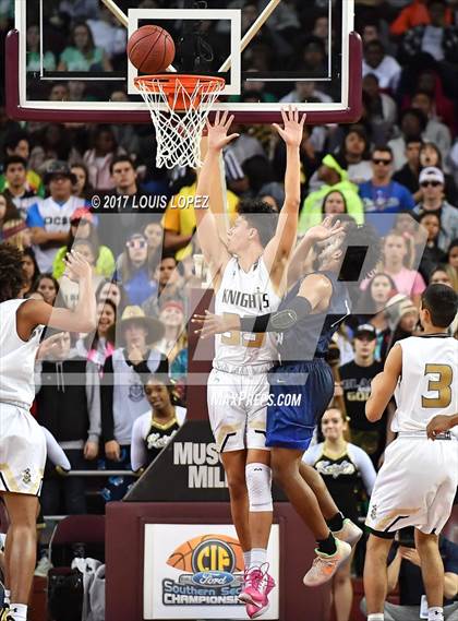 Thumbnail 1 in Sierra Canyon vs. Bishop Montgomery (CIF SS Playoff Open DIV Semi Final) photogallery.