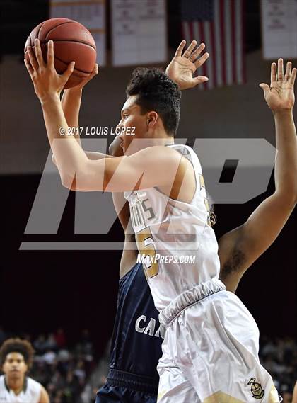 Thumbnail 3 in Sierra Canyon vs. Bishop Montgomery (CIF SS Playoff Open DIV Semi Final) photogallery.